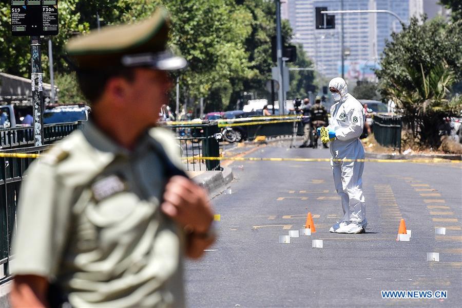 5 injured in bus stop blast in Santiago, Chile