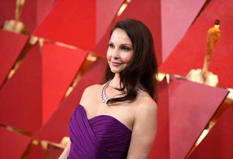 Ashley Judd sues disgraced Weinstein over 'smear'