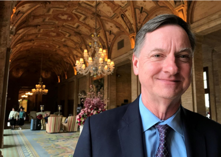 Fed's Evans says he's optimistic on inflation, wants rate hikes