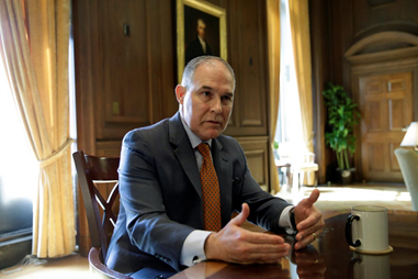 Trump has confidence in Pruitt as White House probes his ethics