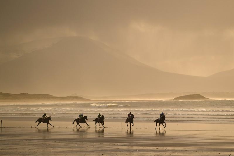 Irish coastal village hosts annual beach horse races