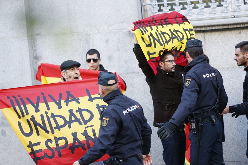 Prosecutor seeks jailing of top Catalan lawmaker