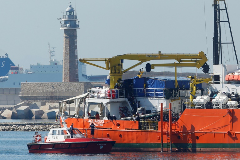 Aquarius migrants step ashore in Spain after week-long ordeal