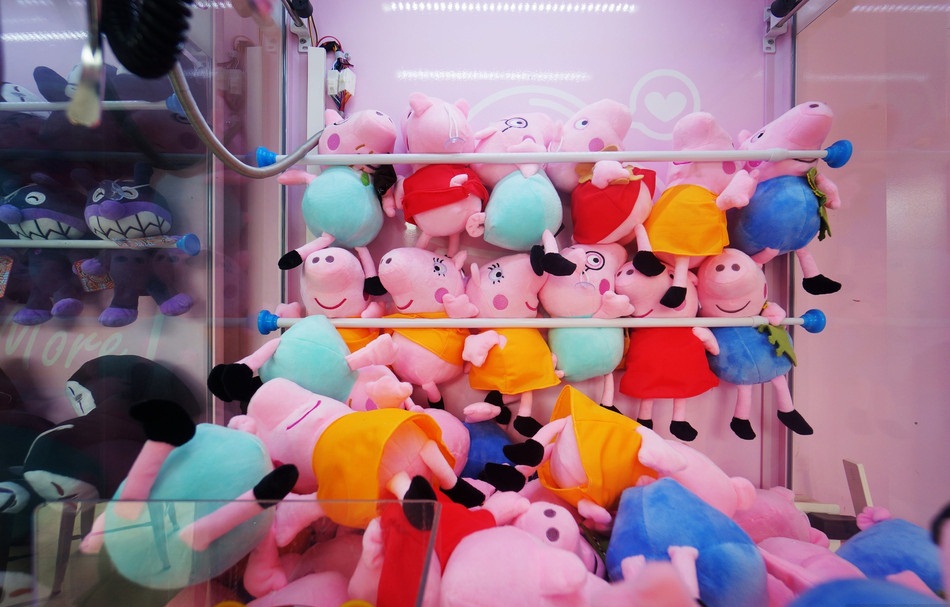Ship container turned into pink plush toy shop in Guangdong