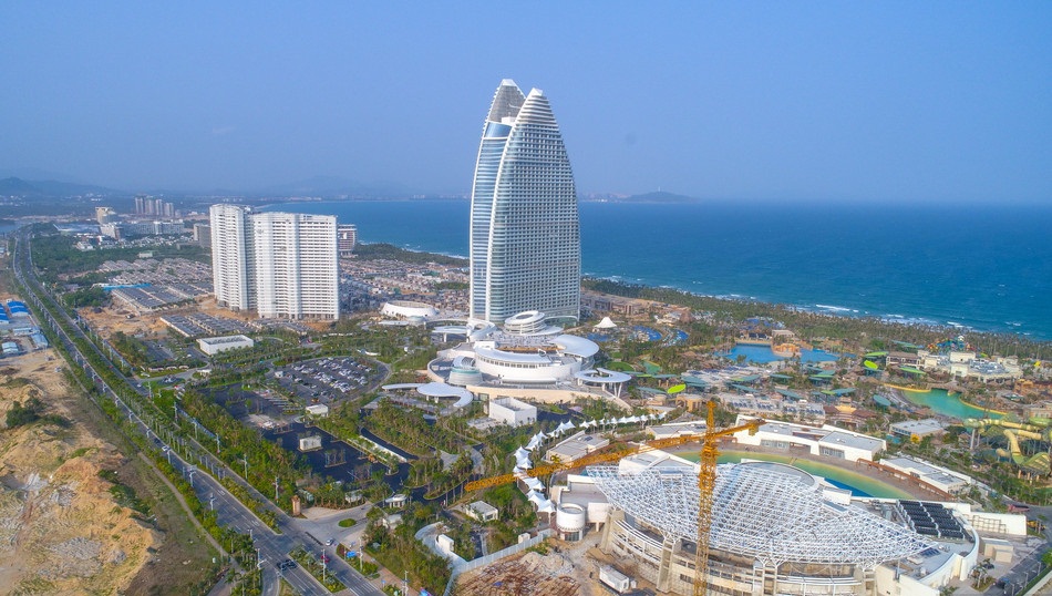 China's Atlantis resort in 'Hawaii of China'